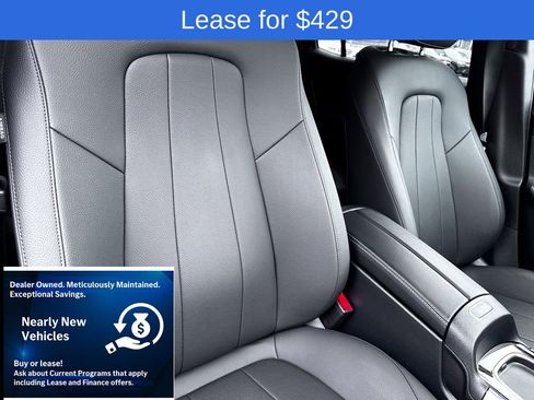 Used 2025 Mercedes-Benz GLB 250 4MATIC image 35