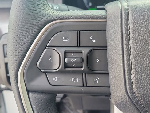 Used 2025 Toyota Tacoma TRD Off-Road image 21