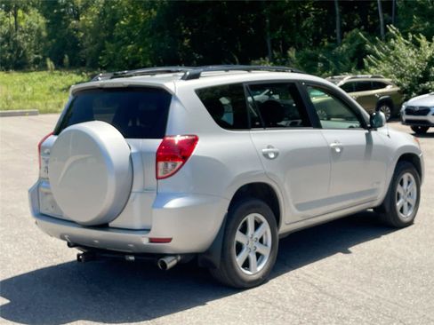 Used 2007 Toyota RAV4 Limited AWD/4WD image 5