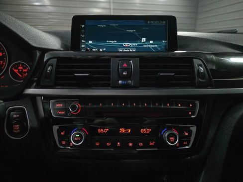 Used 2017 BMW 430i xDrive Convertible image 24