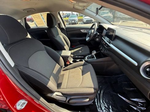 Used 2023 Kia Forte LXS w/ LXS Technology Package FWD image 39