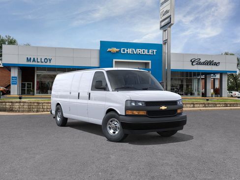 New 2025 Chevrolet Express 3500 Extended w/ Driver Convenience Package image 26