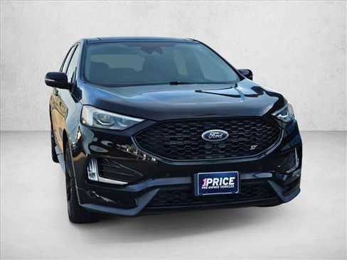 Used 2019 Ford Edge ST w/ Equipment Group 401A AWD/4WD image 3