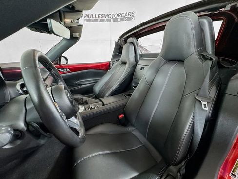 Used 2025 MAZDA MX-5 Miata RF Grand Touring RWD image 22