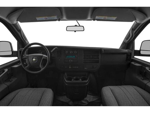 Used 2019 Chevrolet Express 2500 RWD image 5