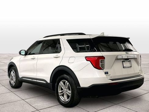 Used 2022 Ford Explorer XLT AWD/4WD image 10