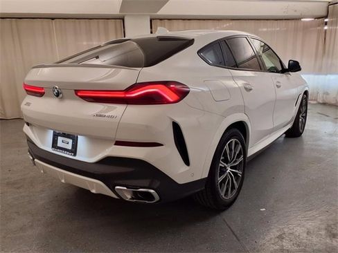 Certified 2023 BMW X6 xDrive40i w/ M Sport Package image 5
