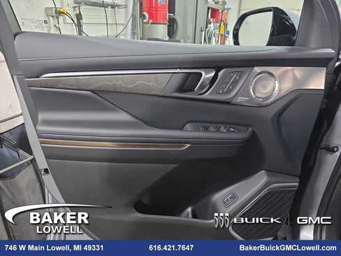 New 2026 Buick Enclave Avenir w/ Super Cruise Package image 30