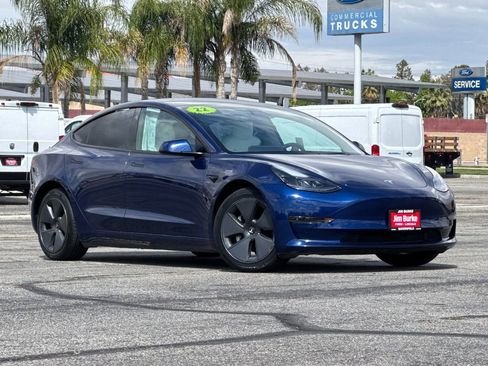 Used 2022 Tesla Model 3 RWD image 1