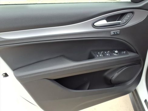 New 2025 Alfa Romeo Stelvio Sprint w/ Convenience Package image 21