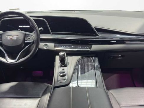 Used 2022 Cadillac Escalade Sport AWD/4WD image 21