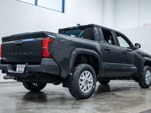 New 2026 Toyota Tacoma SR5 image 9