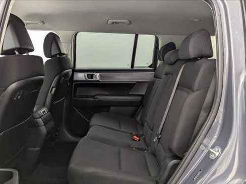 Used 2025 Hyundai Santa Fe SE image 16