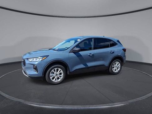 Certified 2025 Ford Escape Active AWD/4WD image 4