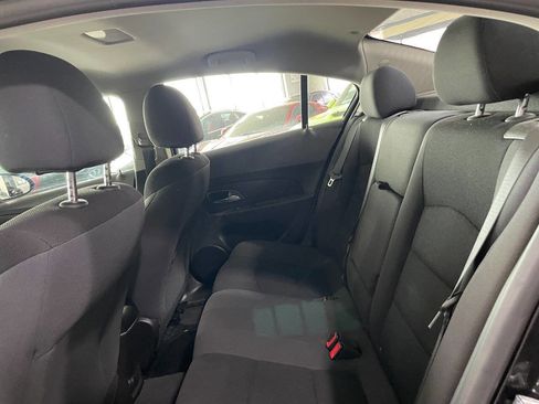 Used 2016 Chevrolet Cruze LT image 18