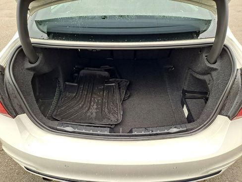 Used 2018 BMW 328d Sedan image 11