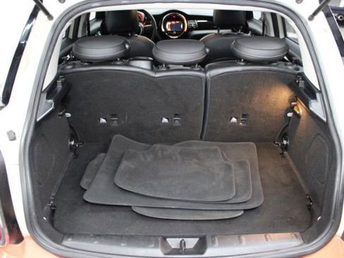 Used 2015 MINI Cooper 4-Door Hardtop image 17