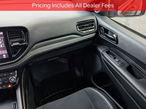 Used 2022 Dodge Durango SRT w/ Technology Group AWD/4WD image 19