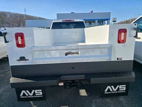 New 2026 GMC Sierra 3500 Pro w/ Convenience Package image 4