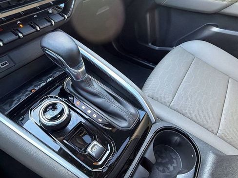 Certified 2024 Chevrolet Colorado ZR2 w/ ZR2 Convenience Package III image 28