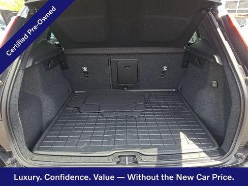 Certified 2023 Volvo XC40 B5 Plus w/ Climate Package AWD/4WD image 29