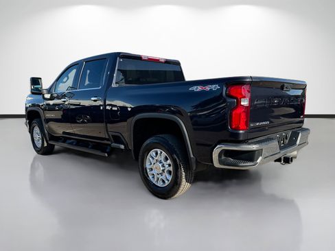 Used 2024 Chevrolet Silverado 2500 LTZ image 5