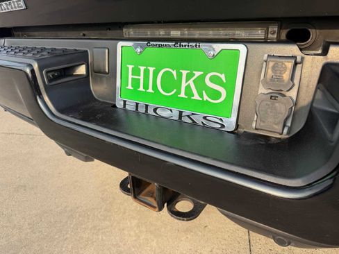 Used 2022 RAM 3500 Laramie image 29