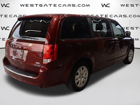 Used 2019 Dodge Grand Caravan SE image 43