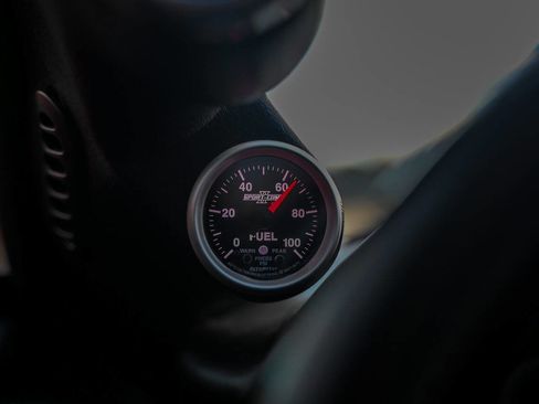 Used 2002 Chevrolet Corvette Z06 w/ Memory Pkg image 65