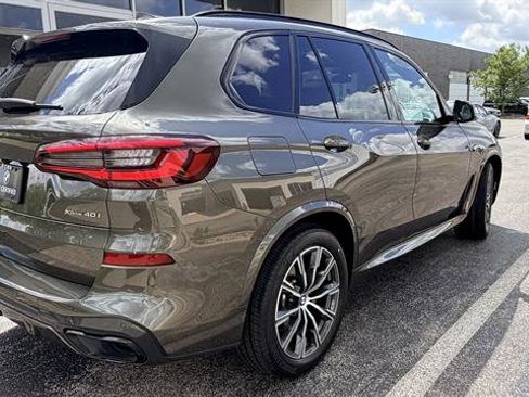 Used 2022 BMW X5 xDrive40i w/ M Sport Package AWD/4WD image 3
