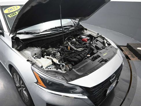 Used 2023 Nissan Altima 2.5 SV FWD image 38