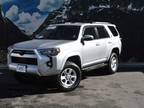 Certified 2023 Toyota 4Runner SR5 Premium image 6