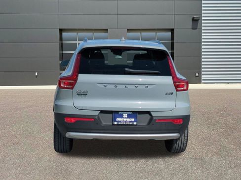 Used 2025 Volvo XC40 B5 Plus w/ Protection Package Premier image 6