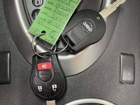 Used 2013 Nissan Rogue S image 36