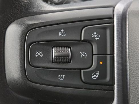 Used 2022 GMC Sierra 1500 SLT image 12