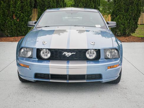 Used 2006 Ford Mustang GT Premium RWD image 3