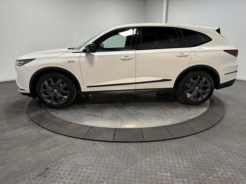 Used 2023 Acura MDX A-Spec image 8