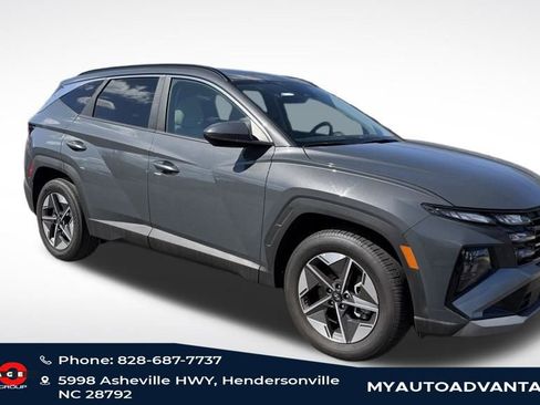 Used 2025 Hyundai Tucson SEL image 2