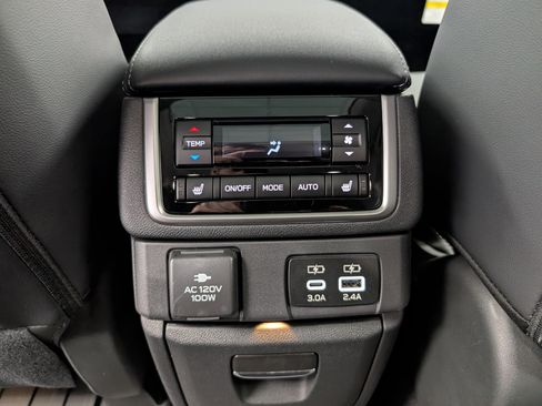 New 2025 Subaru Ascent Touring w/ Popular Package #2 image 14