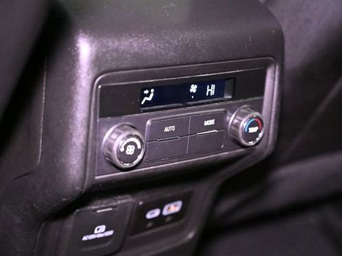 Used 2023 GMC Acadia SLT image 47