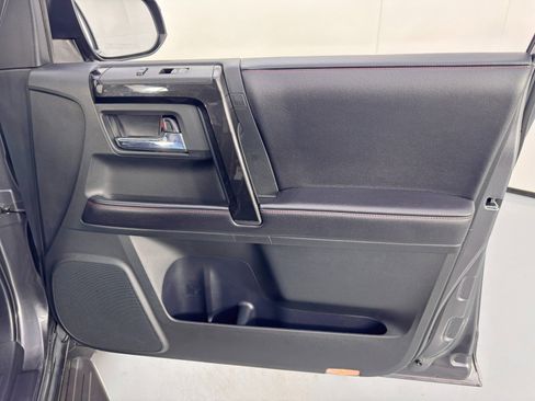 Used 2016 Toyota 4Runner Trail Premium image 42