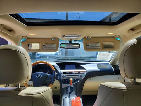 Used 2012 Lexus RX 350 FWD w/ Premium Pkg image 3