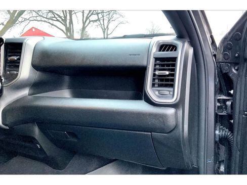 Used 2025 RAM 2500 Tradesman image 17