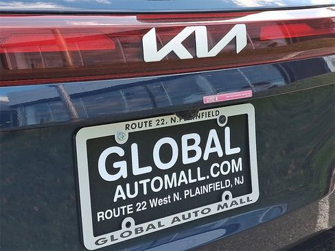 Used 2025 Kia Seltos EX w/ EX Sunroof Package image 29