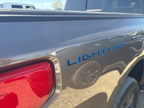 Used 2023 Ford F150 Lightning Lariat AWD/4WD image 6