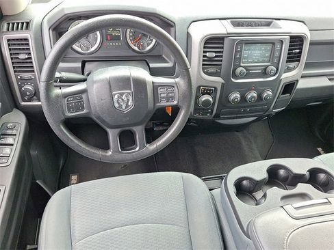 Used 2017 RAM 1500 Express image 11