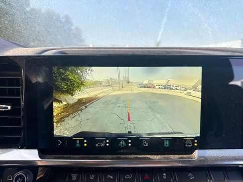 Used 2025 Chevrolet Silverado 2500 LT w/ Trail Boss Package AWD/4WD image 21