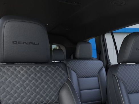 New 2026 GMC Acadia Denali w/ Super Cruise Package image 24