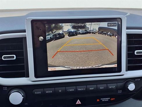 New 2025 Hyundai Venue Limited image 8