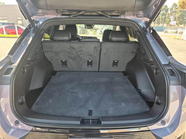 Used 2024 Chevrolet Equinox EV LT FWD image 23